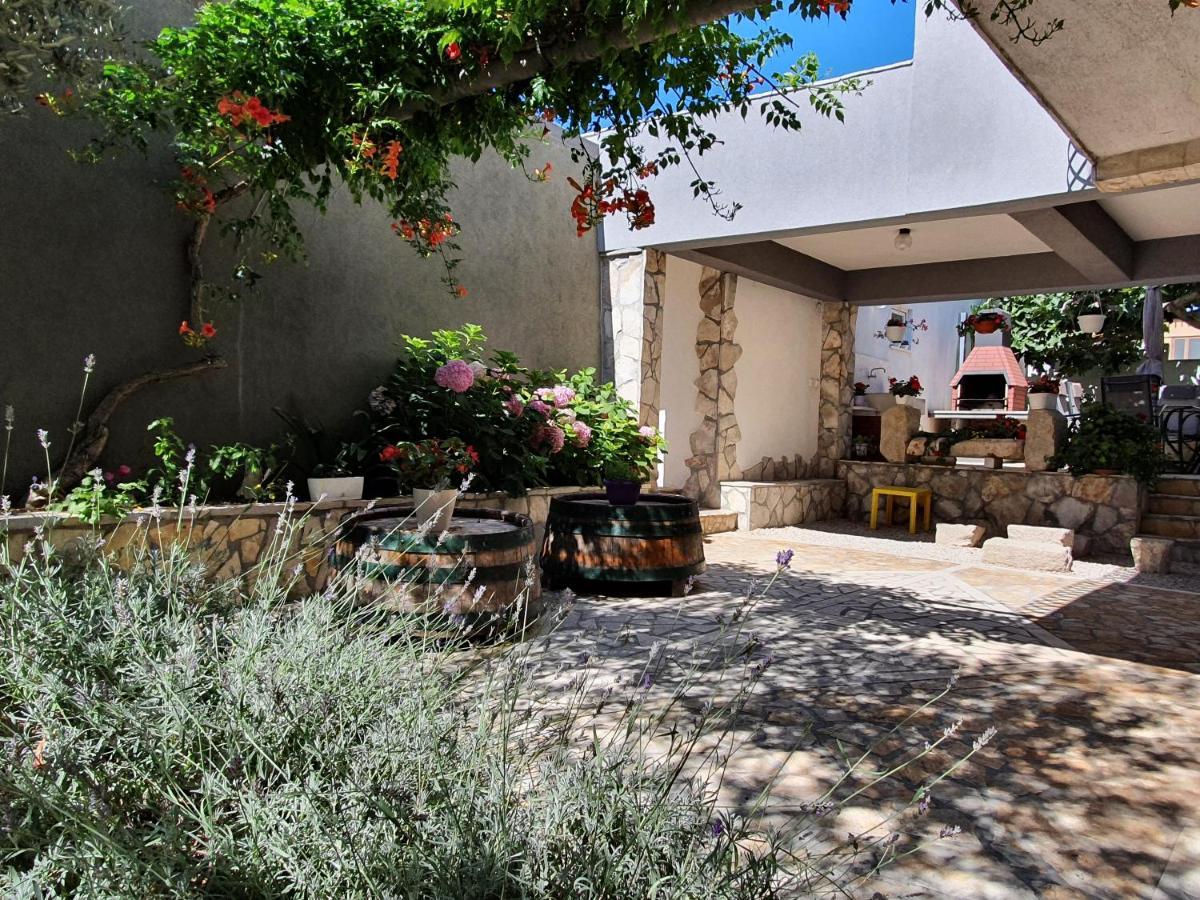Click In Apartment Stobrec Next To Split Exterior foto